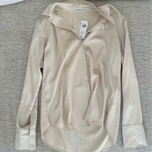 Abercrombie & Fitch Button-Up